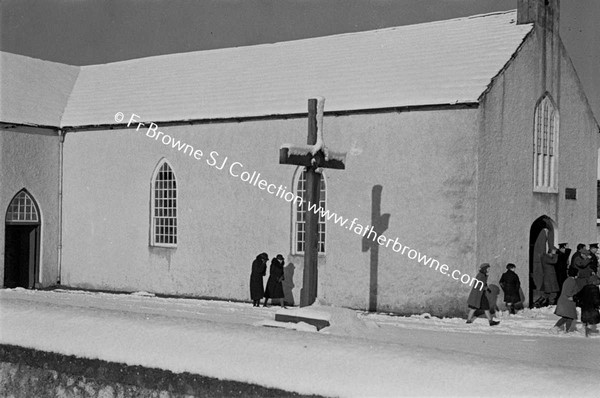 SNOW AT DOON CHURCH